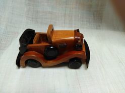 木の車